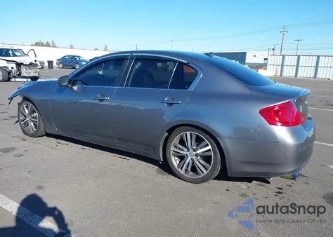 2013 Infiniti G37X z USA, uszkodzony, nr VIN JN1CV6AR0DM354262